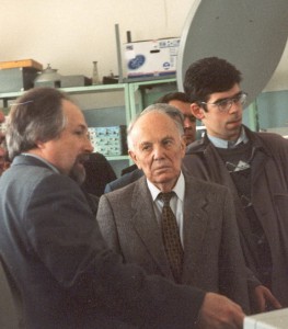 image001